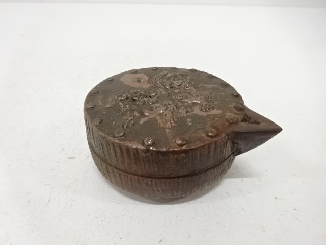 備前焼　唐獅子　水滴(保護箱付)